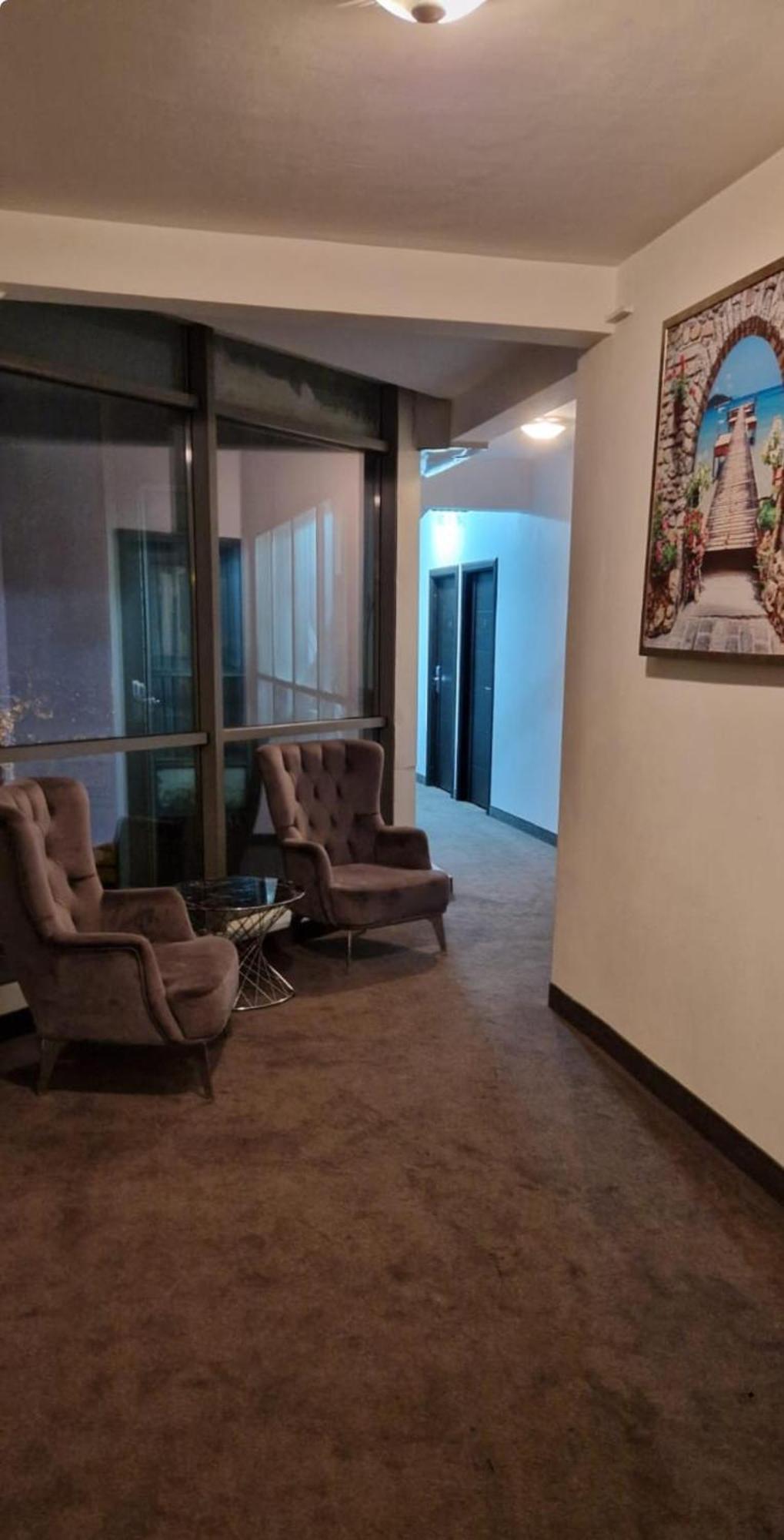 Hotel Vitan273 Букурещ Екстериор снимка