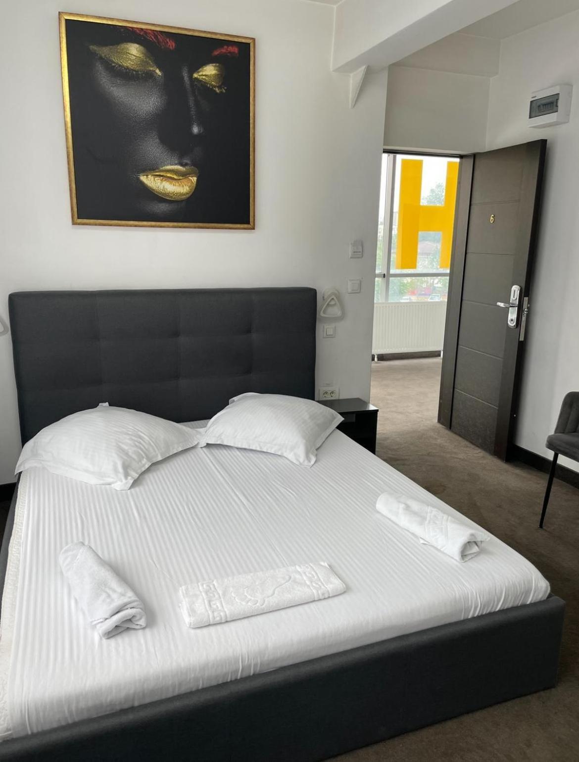 Hotel Vitan273 Букурещ Екстериор снимка