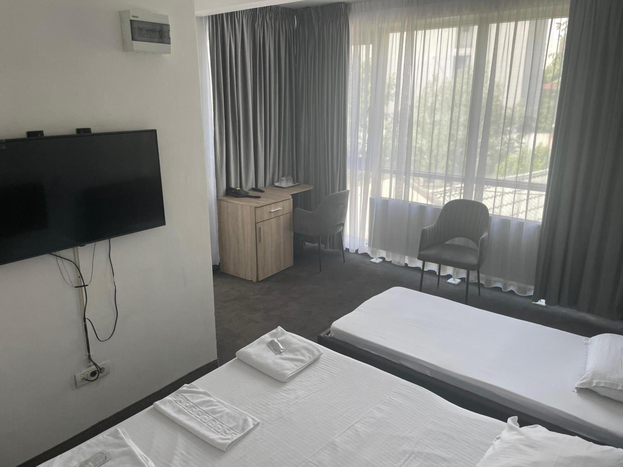 Hotel Vitan273 Букурещ Екстериор снимка