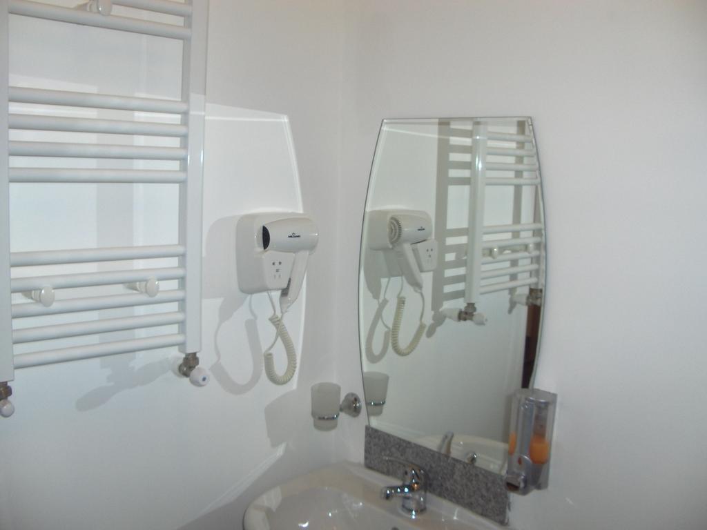 Hotel Vitan273 Букурещ Екстериор снимка